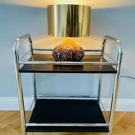 Stylish Design Very Close To Kurfurstendamm At Savignyplatz Apartment *
