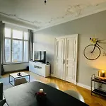 Stylish Design Very Close To Kurfurstendamm At Savignyplatz Апартаменты *