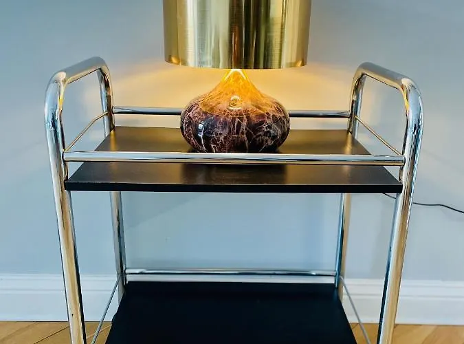 Stylish Design Very Close To Kurfurstendamm At Savignyplatz Apartment *