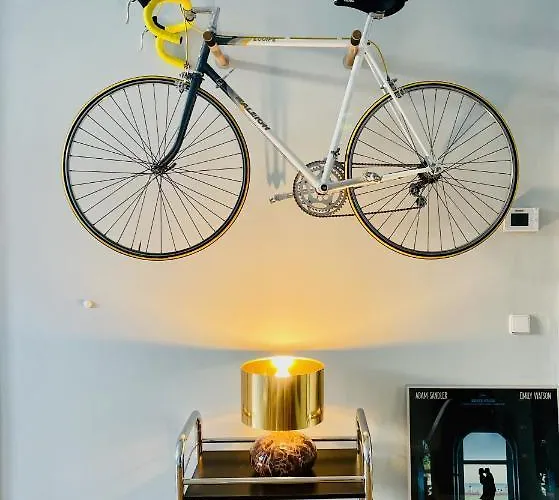 Stylish Design Very Close To Kurfurstendamm At Savignyplatz ברלין